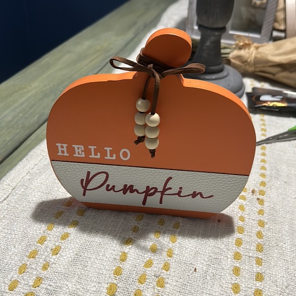 Hello pumpkin - Picture 3 of 3